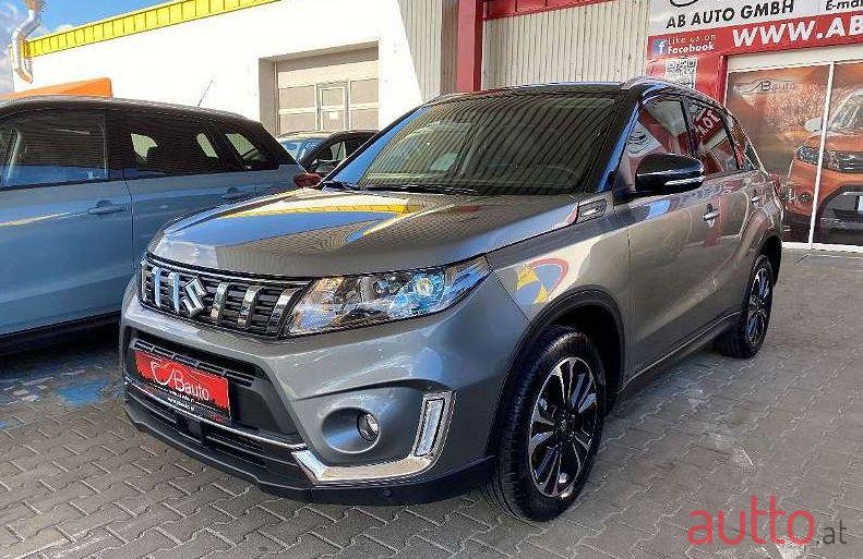 2019' Suzuki Vitara photo #1