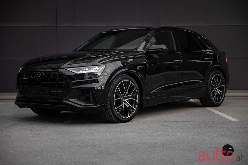 2019' Audi Q8 photo #1