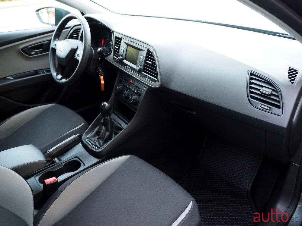 2016' SEAT Leon photo #5