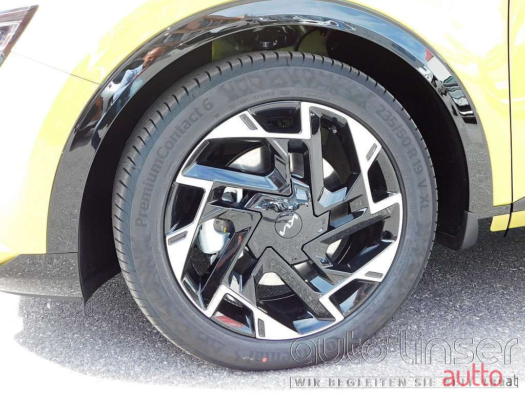 2023' Kia Sportage photo #5