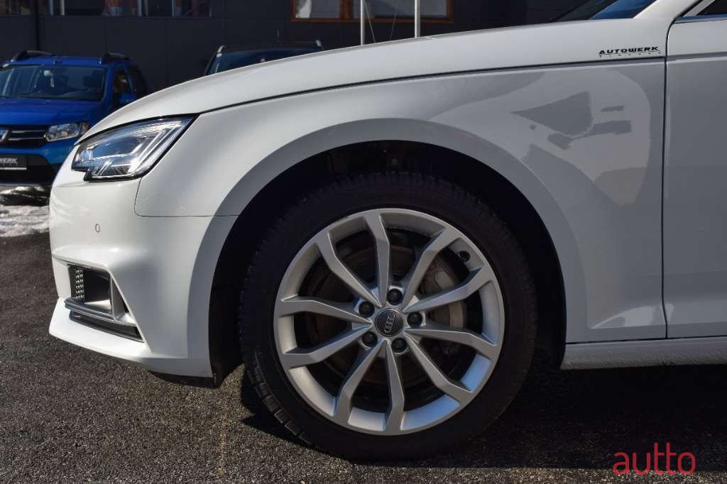 2019' Audi A4 photo #5