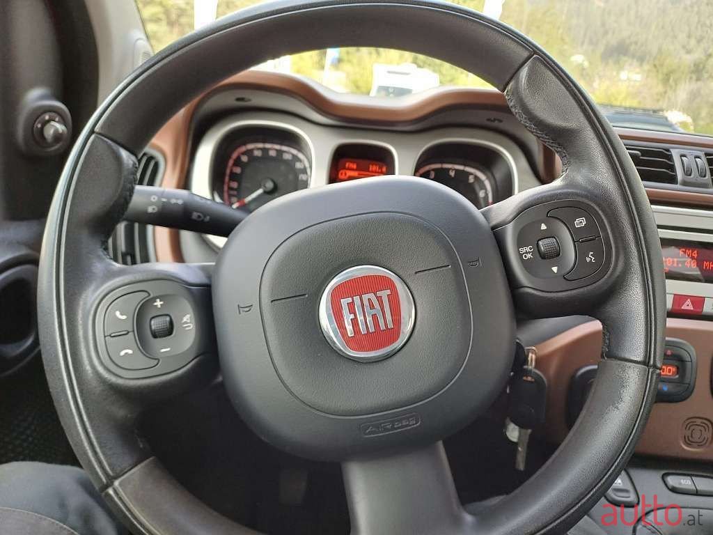 2015' Fiat Panda photo #5