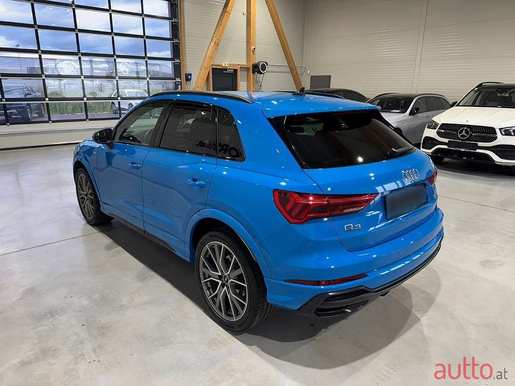 2021' Audi Q3 photo #5