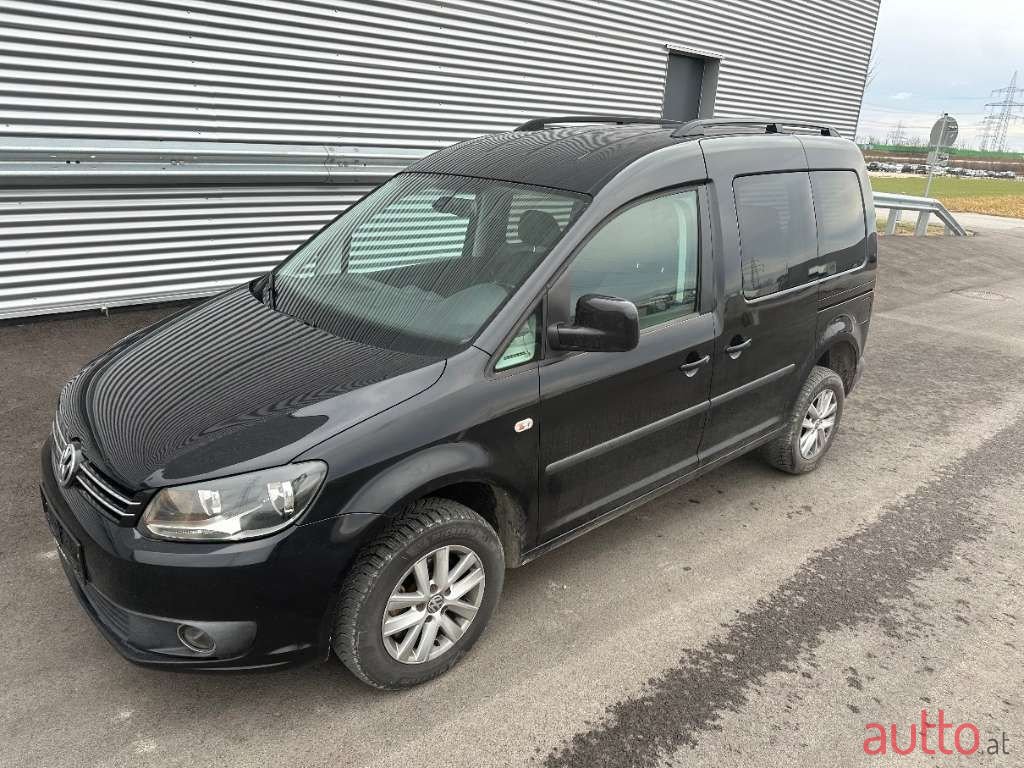 2011' Volkswagen Caddy photo #1