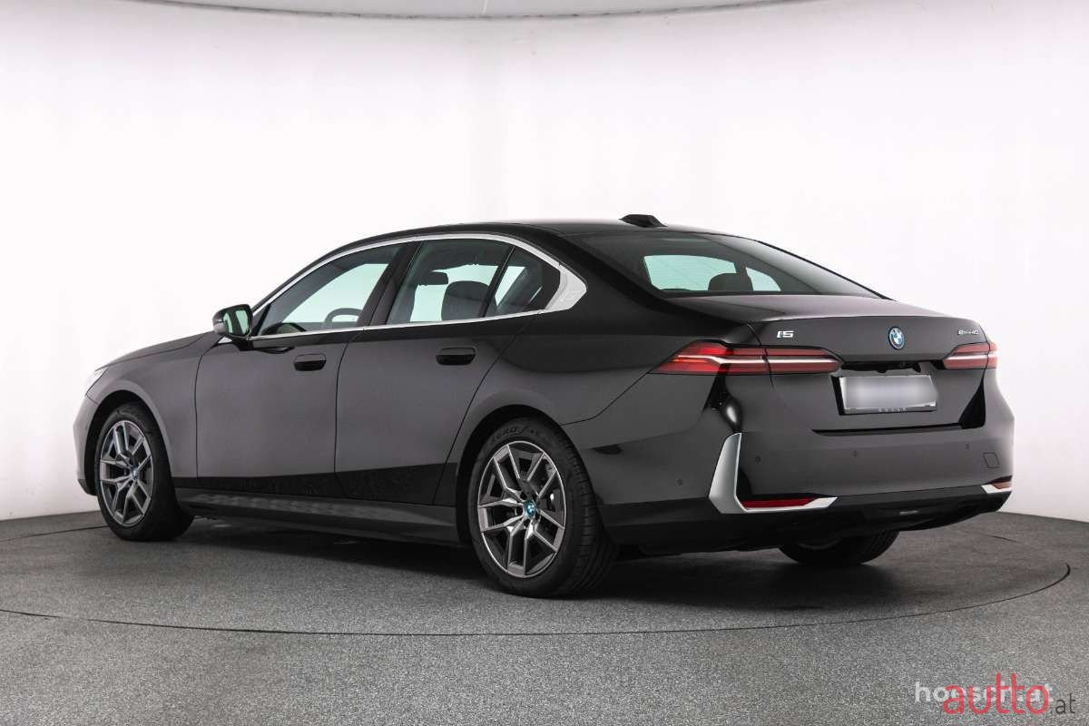 2023' BMW I5 photo #4