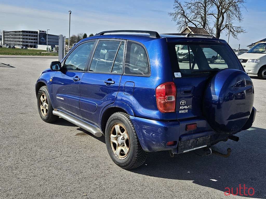 2002' Toyota RAV4 photo #5