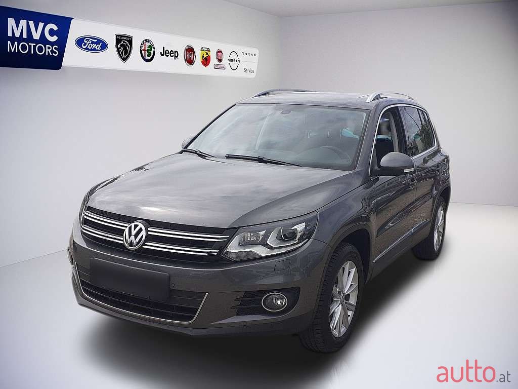 2012' Volkswagen Tiguan photo #1