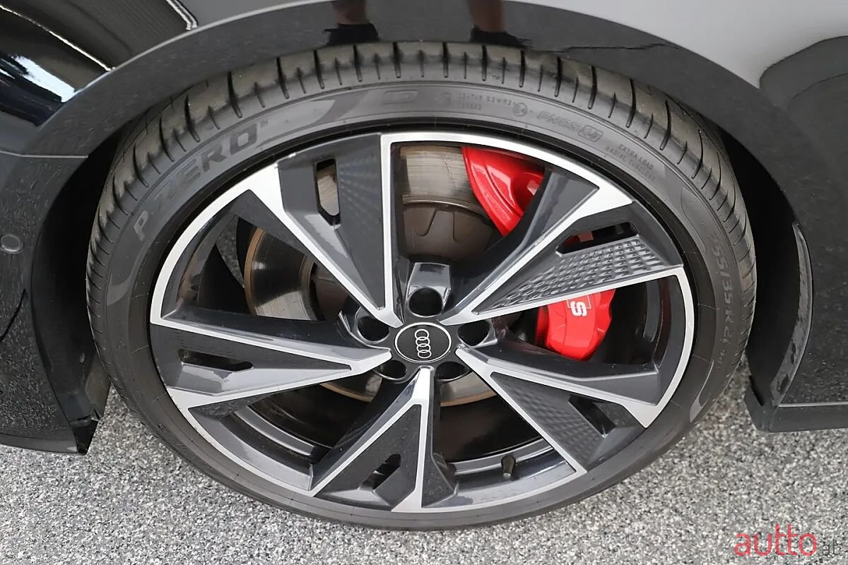 2023' Audi A6 photo #5