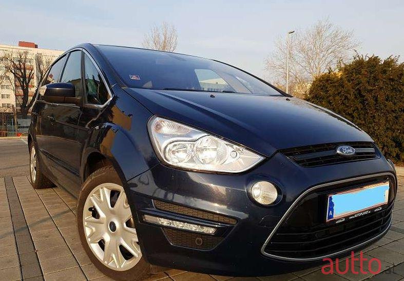 2010' Ford S-Max photo #1