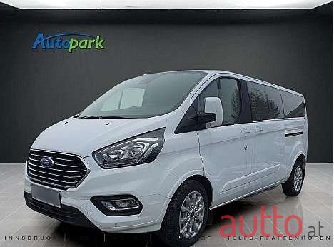 2023' Ford Tourneo photo #1