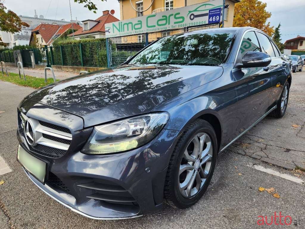 2015' Mercedes-Benz C-Klasse photo #2