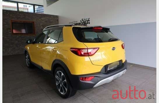 2020' Kia Stonic photo #2