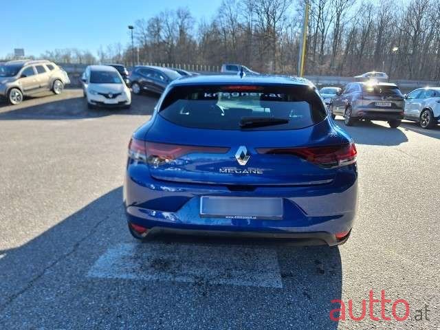 2023' Renault Megane photo #6