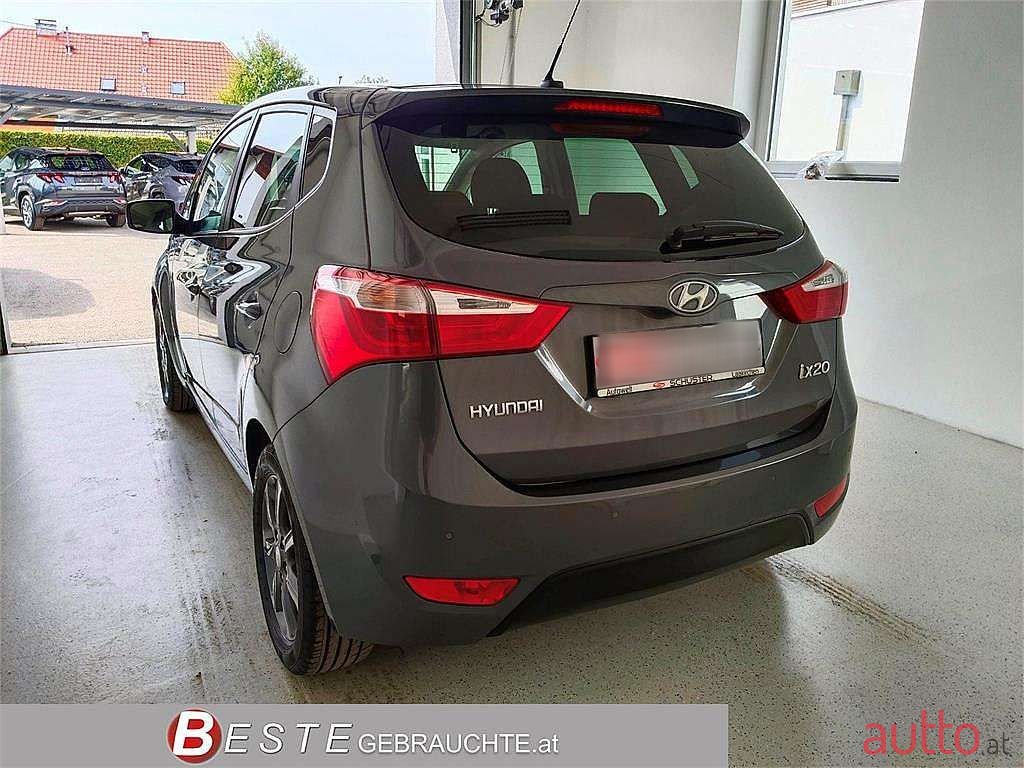 2018' Hyundai ix20 photo #3