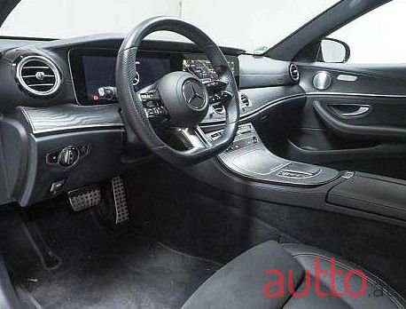 2020' Mercedes-Benz E-Klasse photo #4