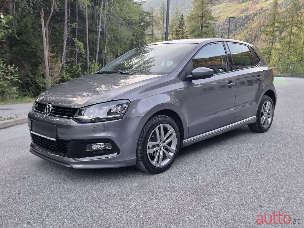 2017' Volkswagen Polo photo #4