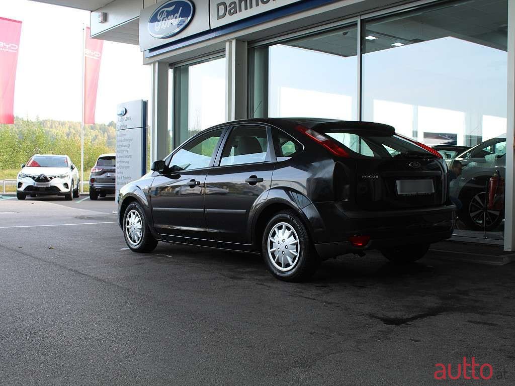 2007' Ford Focus photo #4