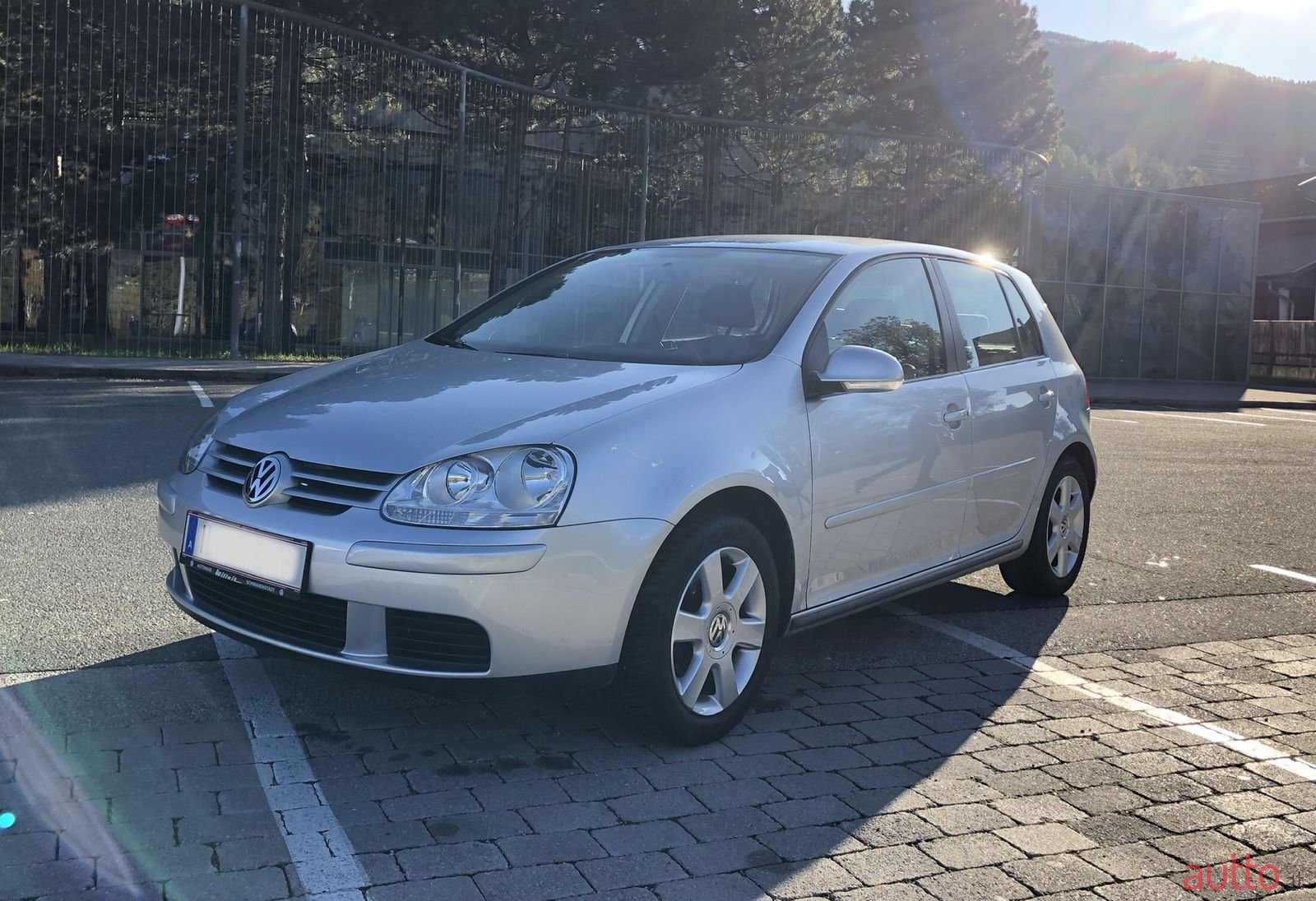 2007' Volkswagen Golf V photo #2