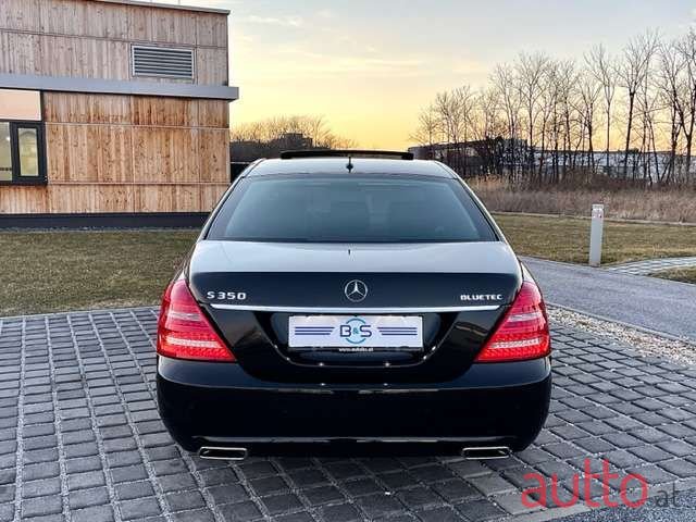 2011' Mercedes-Benz S-Klasse photo #5