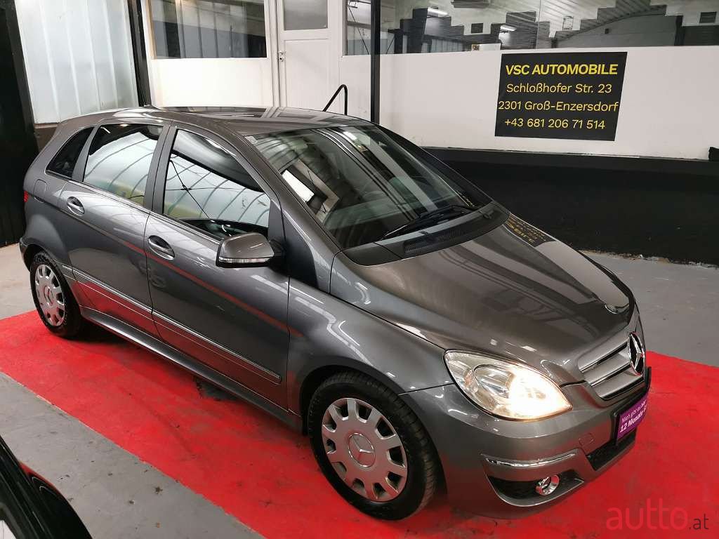 2014' Mercedes-Benz B-Klasse photo #1