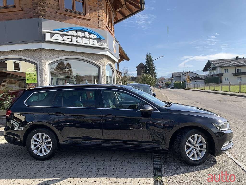 2019' Volkswagen Passat photo #3