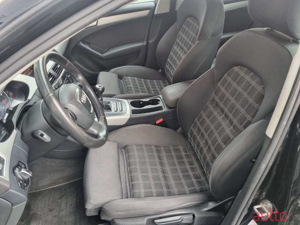 2011' Audi A4 photo #6