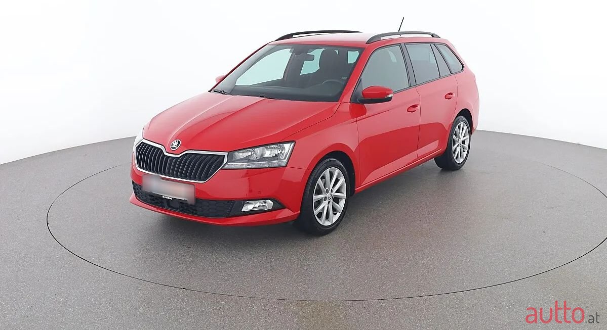 2021' Skoda Fabia photo #1