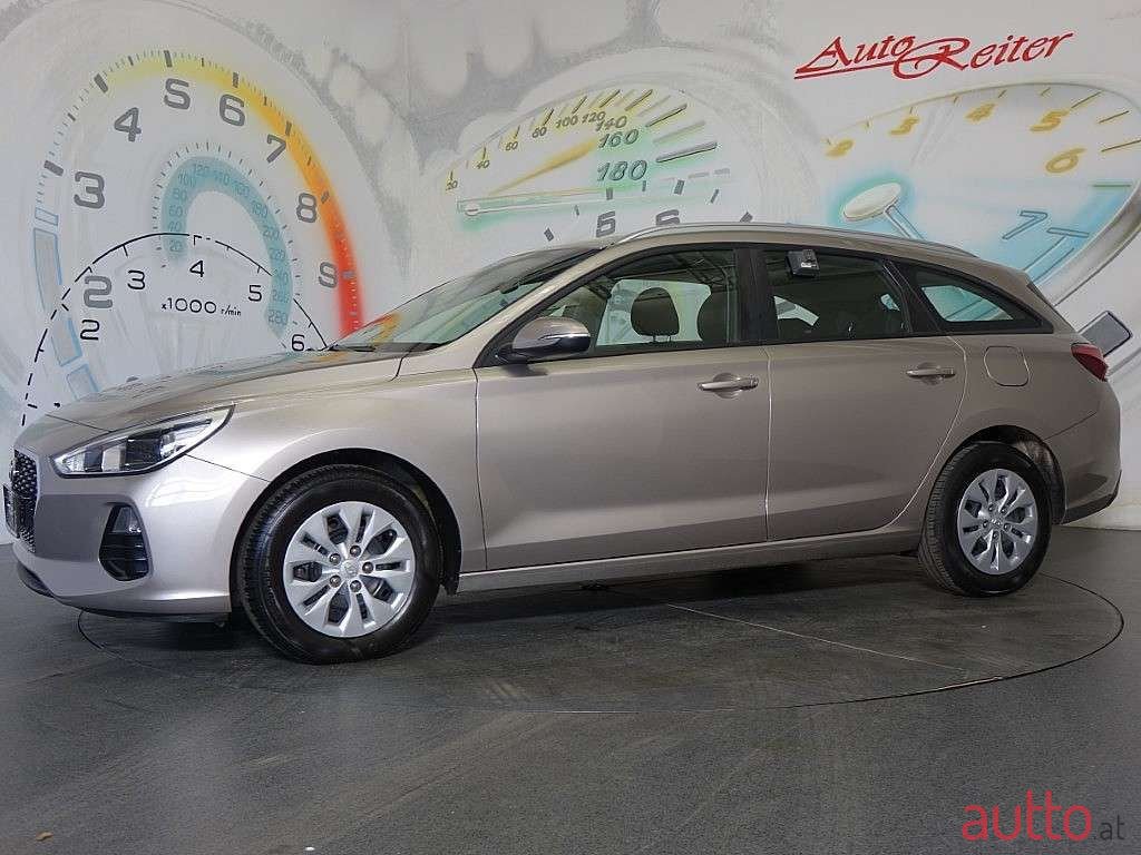 2017' Hyundai i30 photo #1