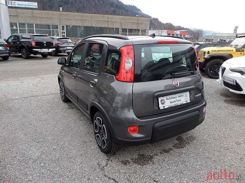 2021' Fiat Panda photo #4