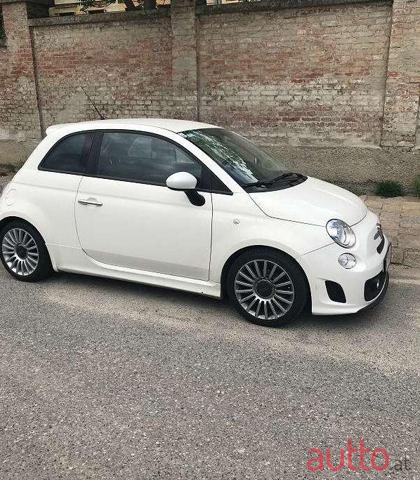 2011' Fiat 500 photo #1