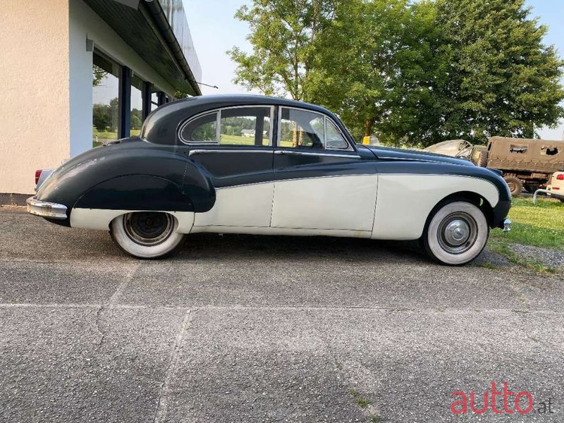 1960' Jaguar Mark IX photo #4