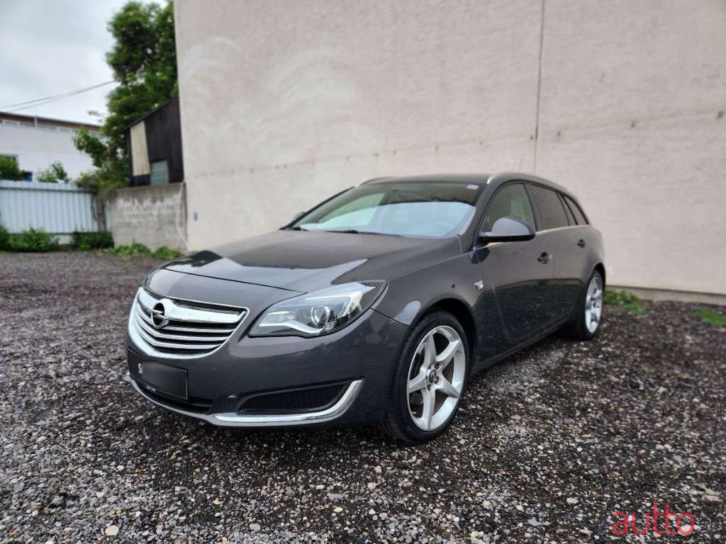 2015' Opel Insignia photo #1