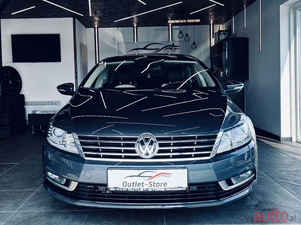 2013' Volkswagen photo #2