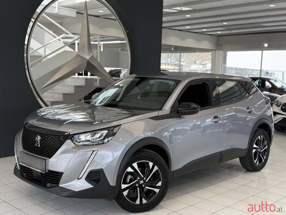 2022' Peugeot 2008 photo #2