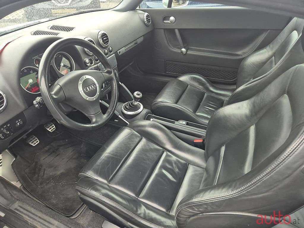 2005' Audi TT photo #5