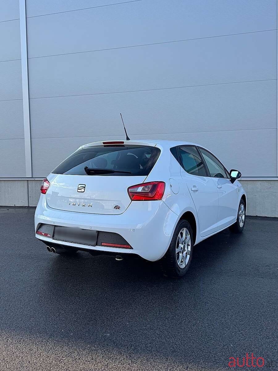 2016' SEAT Ibiza photo #4