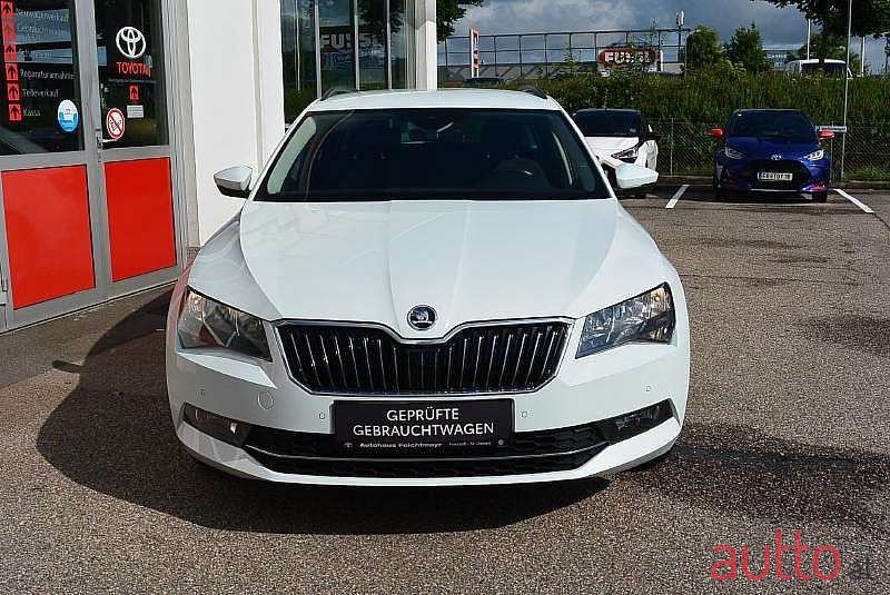 2017' Skoda Superb photo #1