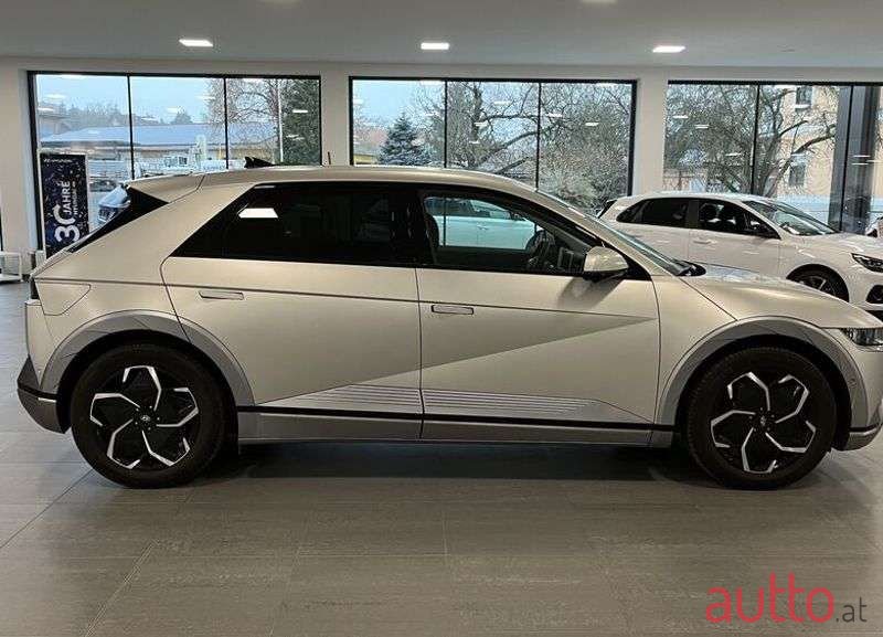 2021' Hyundai Ioniq 5 photo #6