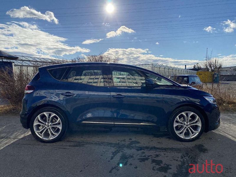 2018' Renault Scenic photo #2