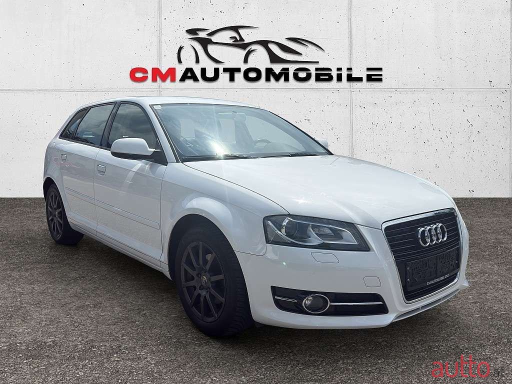 2012' Audi A3 photo #3