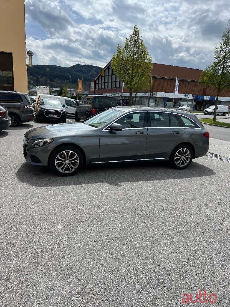 2016' Mercedes-Benz C-Klasse photo #5