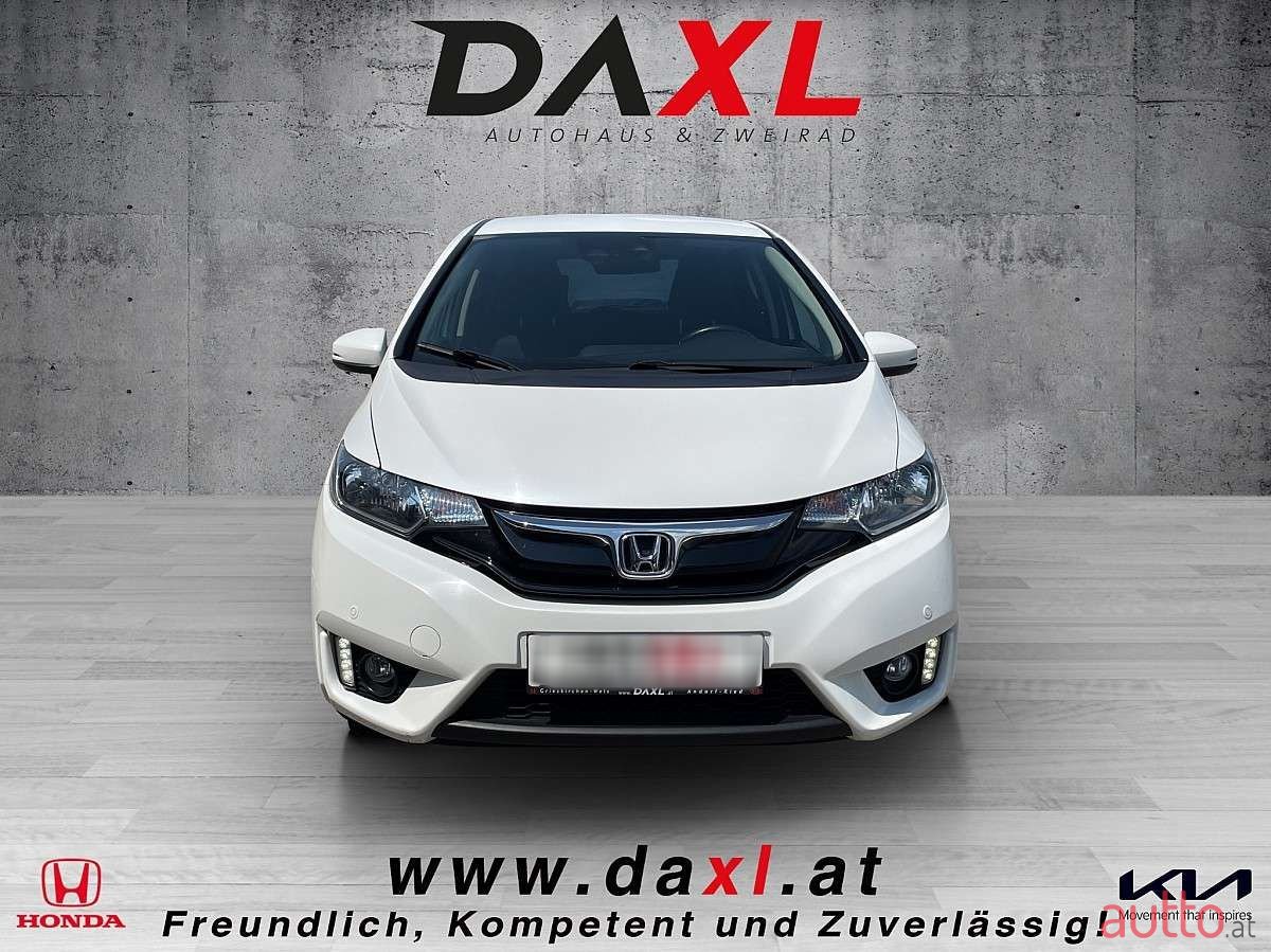 2017' Honda Jazz photo #2