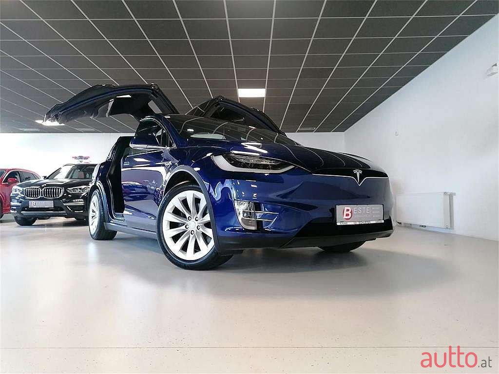 2017' Tesla Model X photo #3