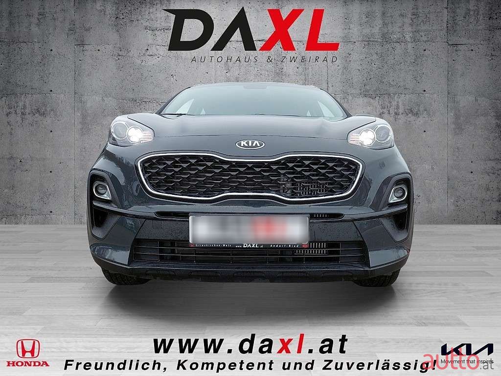 2022' Kia Sportage photo #2