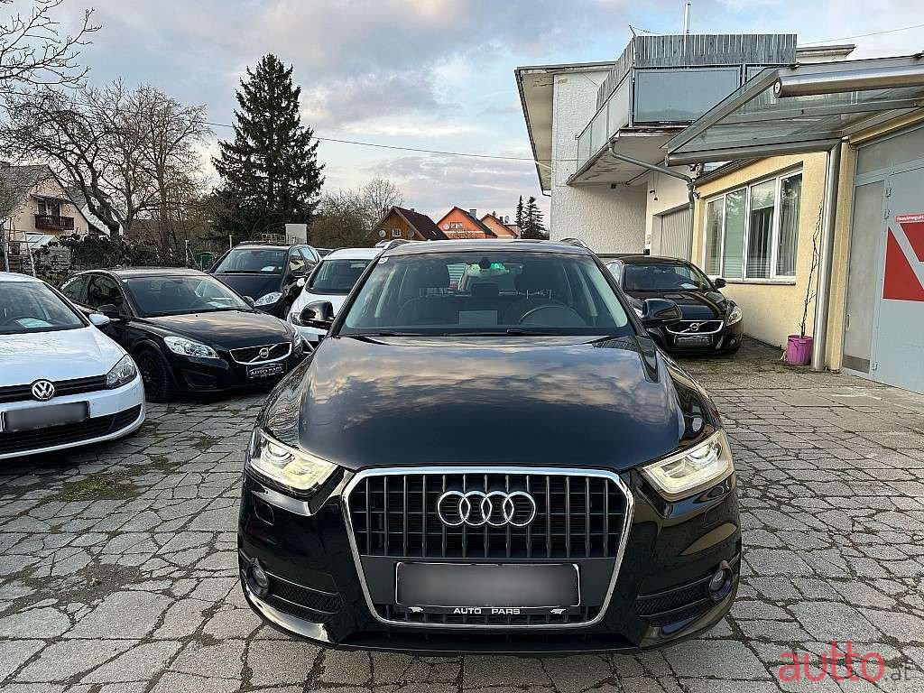 2012' Audi Q3 photo #2