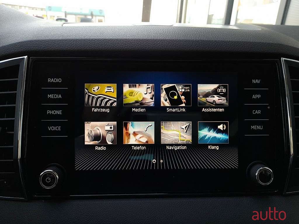 2021' Skoda Karoq photo #5