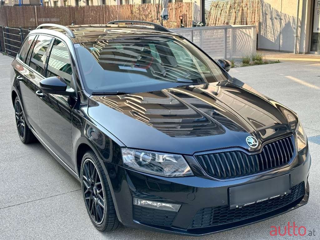 2014' Skoda Octavia photo #2