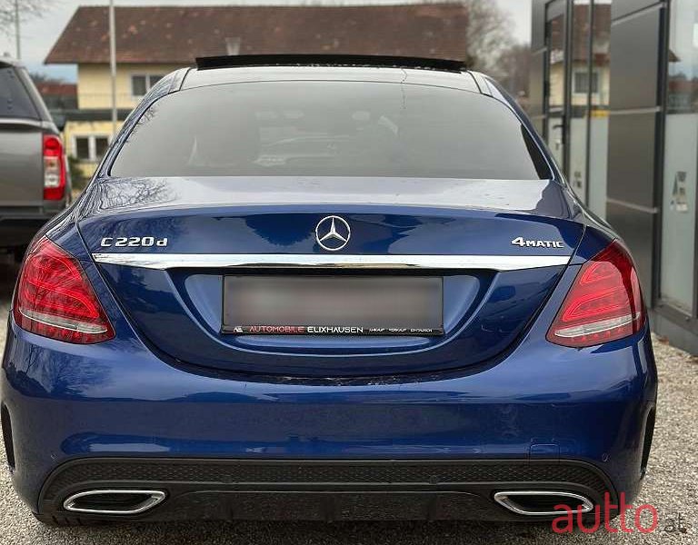 2017' Mercedes-Benz C-Klasse photo #4