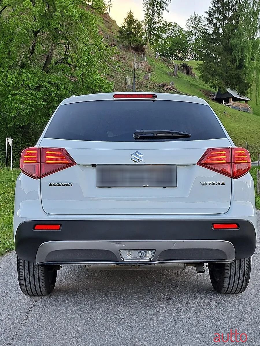 2019' Suzuki Vitara photo #5