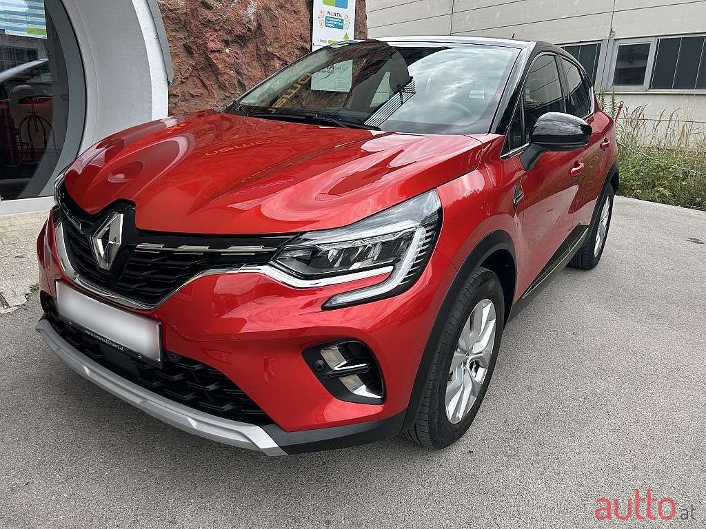 2020' Renault Captur photo #2